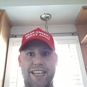 Meet your Posher, Keith allen